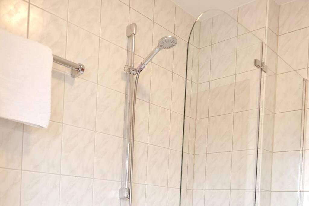 Ferienwohnung Merkurblick ゲルンスバッハ エクステリア 写真